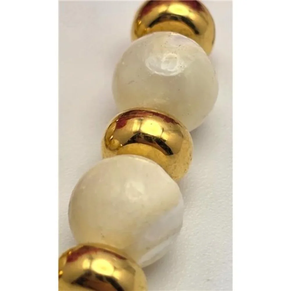 Gold Tone Mother Of Pearl Drop Earrings Cream Bead Dangle 1.5 In